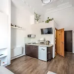 Cozy In The Heart Of Apartment *